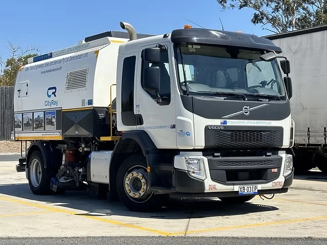 Ceksan road sweeper
